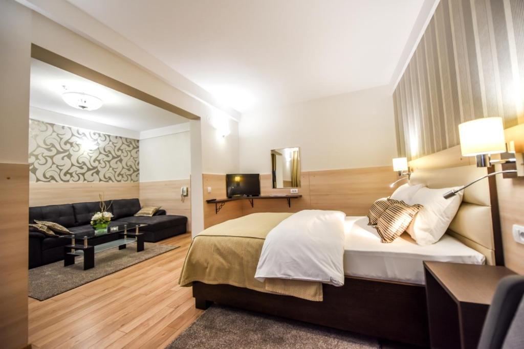 Hotel Požega Eksteriør billede